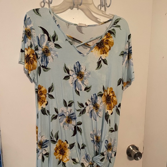 Large/xl shirt/dress lot, like new, some never worn - Picture 7 of 16